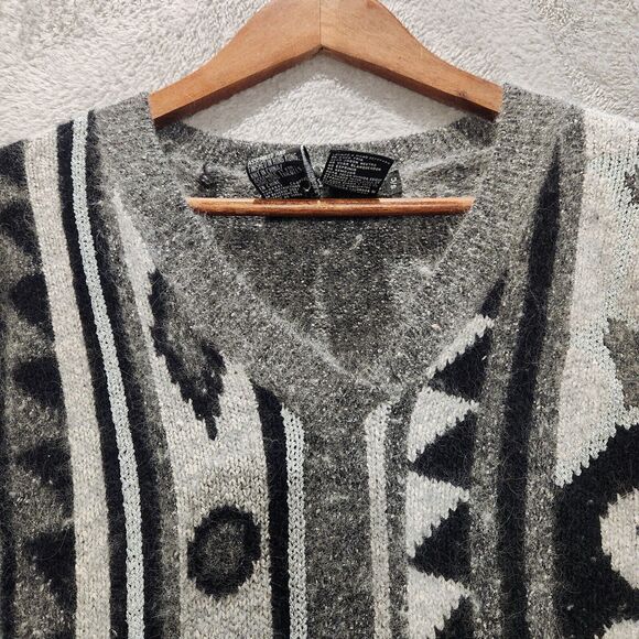 IB Diffusion Vintage Womens Silk Rabbit Angora Knit Geometric Sweater Size Small - Picture 2 of 10